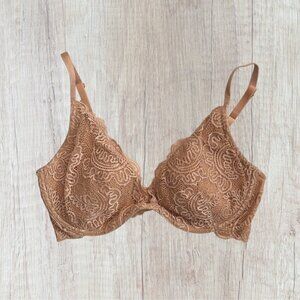 Victoria’s Secret Very Sexy Lace Underwire Bra 38D Nude Beige Lingerie